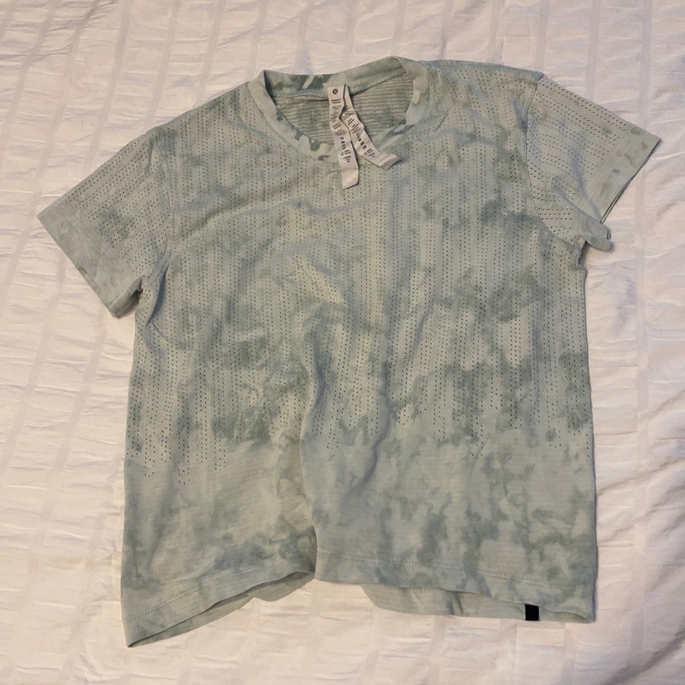 Lululemon tie dye print cropped t shirt